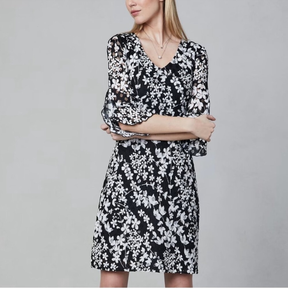 Women’s Karl Lagerfeld Black + White Floral V-Neck Long Sleeve Lace Dress